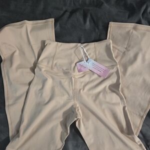 Elegant Cream Leggings